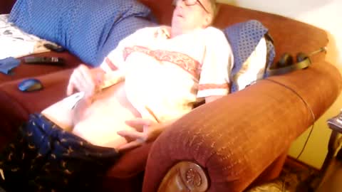 ytsim58 online show from January 2025 06:56:01 PM