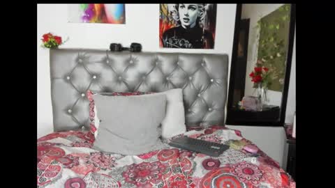 Yukio Davis  online show from October 2025 01:47:01 AM