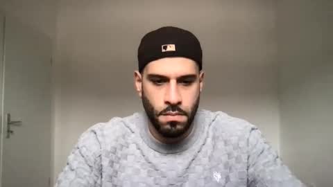 Snapshot of yul53 chatting on November 2025 01:01:02 PM yul53 online show from November 2025 01:01:02 PM