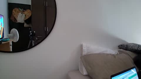 Ivan online show from May 2026 09:22:02 PM