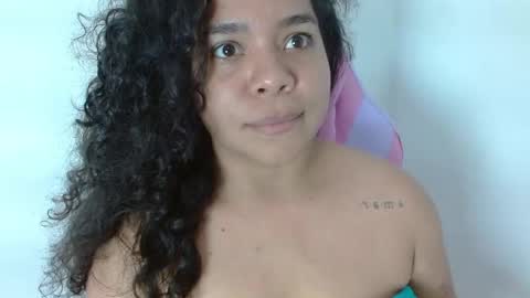 Yuli and SaraIndependent model online show from January 2025 06:56:01 AM