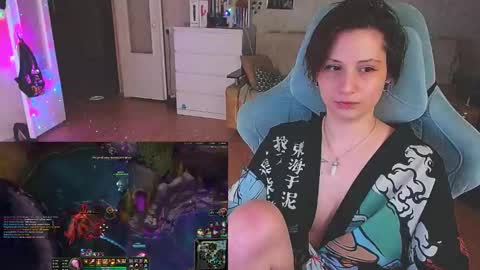 Kris online show from February 2025 11:04:02 PM