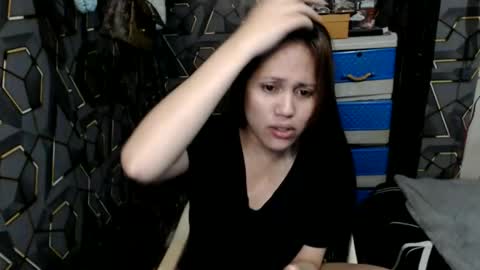 yumi online show from February 2026 01:46:01 AM