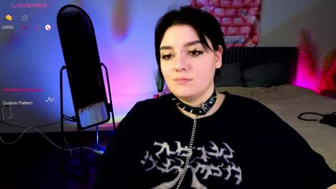 YumemiyaYumi online show from January 2025 12:37:02 AM