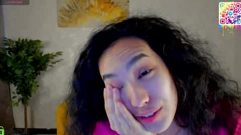 Snapshot of yummy_lamii chatting on April 2026 03:52:01 AM Cindey online show from April 2026 03:52:01 AM