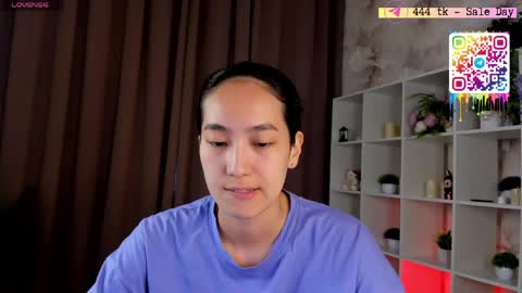 Snapshot of yummy_lamii chatting on May 2026 04:21:02 AM Cindey online show from May 2026 04:21:02 AM