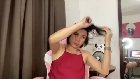 Snapshot of yummymjxx chatting on February 2025 12:05:02 PM yummymjxx online show from February 2025 12:05:02 PM