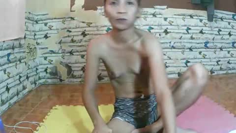 Snapshot of yummysexyhardnipple08 chatting on October 2025 05:05:02 AM jhess online show from October 2025 05:05:02 AM