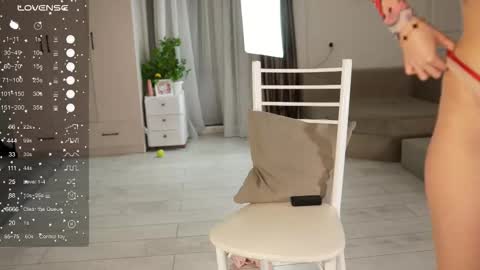 yuna_leen online show from October 2025 03:24:01 PM