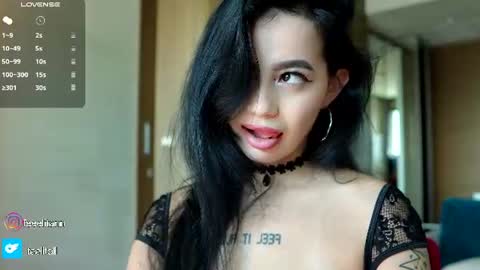 Snapshot of yuna_leen chatting on June 2026 05:27:01 AM yuna_leen online show from June 2026 05:27:01 AM