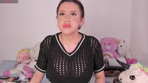 yunahott_ online show from January 2026 05:11:02 AM