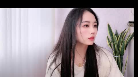 YunEr online show from October 2025 05:37:01 AM