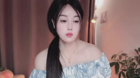 YunEr online show from April 2026 03:18:01 AM