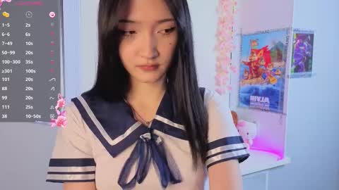 yung_leana online show from February 2026 06:25:01 PM
