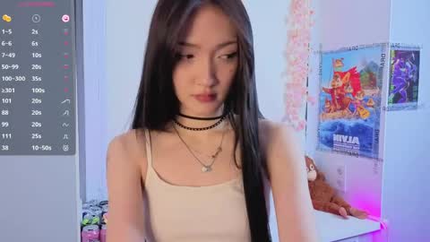 yung_leana online show from April 2026 07:22:01 PM