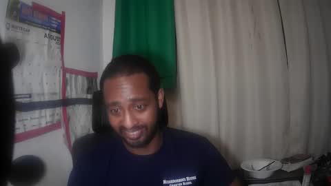 Snapshot of yungma chatting on October 2025 01:42:02 AM yungswade online show from October 2025 01:42:02 AM