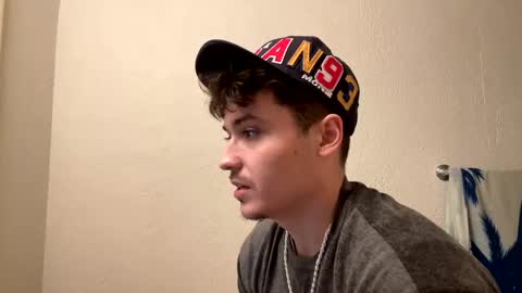 yungstudbev online show from January 2025 04:55:02 AM