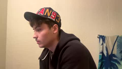 yungstudbev online show from January 2025 01:32:01 AM