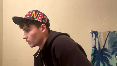 yungstudbev online show from January 2025 04:33:02 AM