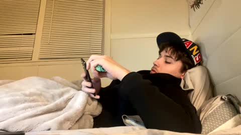 yungstudbev online show from February 2025 10:39:01 PM