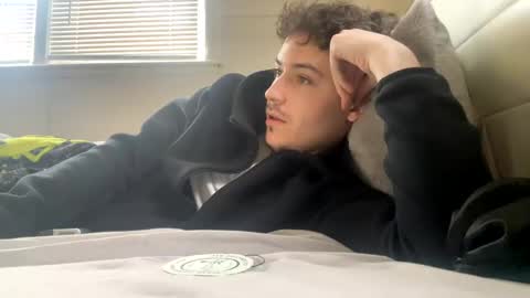 yungstudbev online show from March 2025 07:38:01 PM