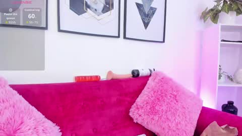 Yunna online show from April 2026 11:46:02 AM