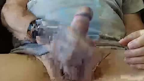 Snapshot of yuppers98 chatting on November 2025 05:13:02 PM Yuppers98 online show from November 2025 05:13:02 PM