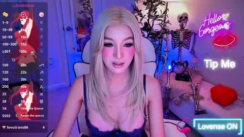 Snapshot of yurasiand0ll chatting on September 2025 01:08:02 AM Sasa online show from September 2025 01:08:02 AM