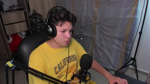 yurii_moody online show from March 2025 06:07:02 AM