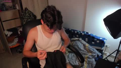 yurii_moody online show from October 2025 11:46:02 PM