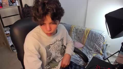 yurii_moody online show from October 2025 07:08:01 PM