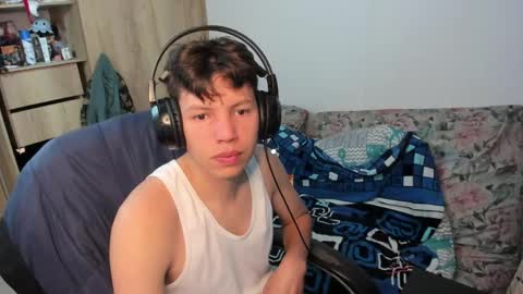 yurii_moody online show from April 2026 09:20:01 PM