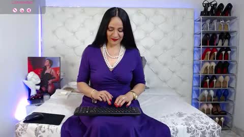    2  online show from October 2025 03:20:02 AM