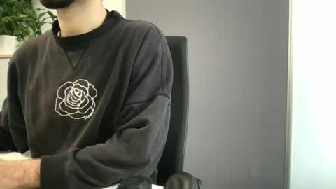 yvesbunnny online show from November 2025 08:50:01 AM