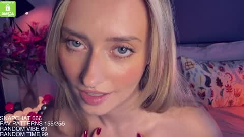 The Queen Bitch of the United Kingdom online show from February 2026 05:47:02 AM