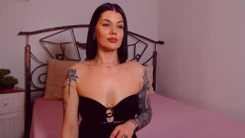 I V Y   online show from March 2026 09:43:02 PM