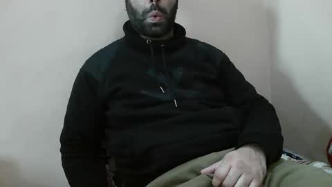 Snapshot of yxxtxxdentyk chatting on February 2026 05:38:01 AM Bi BearXXX online show from February 2026 05:38:01 AM