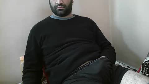 Snapshot of yxxtxxdentyk chatting on February 2026 05:35:01 AM Bi BearXXX online show from February 2026 05:35:01 AM