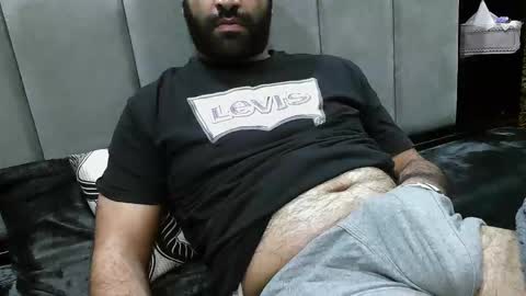 Snapshot of yxxtxxdentyk chatting on February 2026 06:30:01 PM Bi BearXXX online show from February 2026 06:30:01 PM