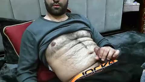 Snapshot of yxxtxxdentyk chatting on February 2026 07:01:02 PM Bi BearXXX online show from February 2026 07:01:02 PM