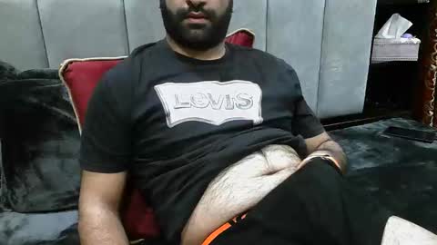 Snapshot of yxxtxxdentyk chatting on March 2026 05:42:01 PM Bi BearXXX online show from March 2026 05:42:01 PM