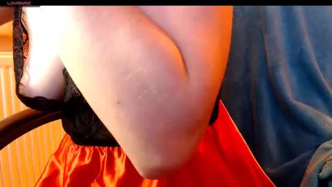 Snapshot of yzza_suave chatting on February 2025 05:30:02 PM yzza_suave online show from February 2025 05:30:02 PM