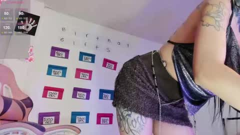 Snapshot of z_e_t_h_a chatting on January 2025 09:47:02 PM tazzie online show from January 2025 09:47:02 PM