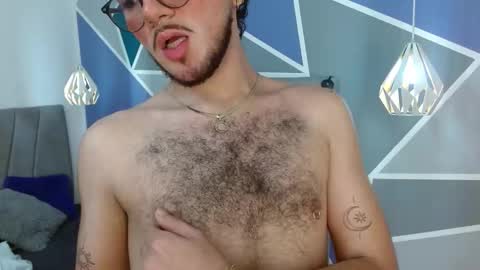 Snapshot of zac_golden chatting on October 2025 06:13:01 AM Zack online show from October 2025 06:13:01 AM