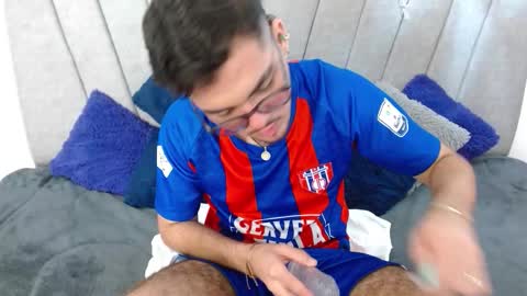 Snapshot of zac_golden chatting on November 2025 05:07:01 AM Zack online show from November 2025 05:07:01 AM