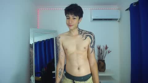 Snapshot of zacktk7 chatting on February 2025 11:39:01 PM zack online show from February 2025 11:39:01 PM