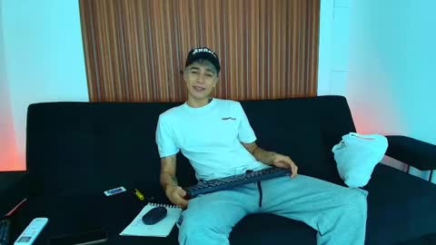 Snapshot of zacktk7 chatting on February 2025 08:09:02 PM zack online show from February 2025 08:09:02 PM