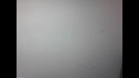 Zafiro online show from December 2025 01:00:02 AM