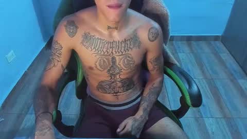 BiG Zafiro online show from November 2025 02:56:01 AM