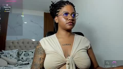 Snapshot of zahra_rose chatting on April 2026 01:42:02 AM zahra_rose online show from April 2026 01:42:02 AM